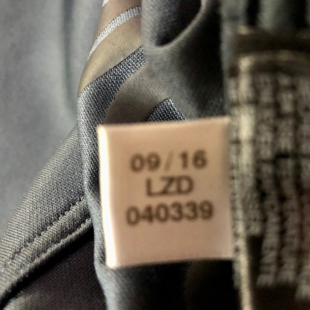 Adidas Pullover Hoodie Girls L? Used - Picture 12 of 12